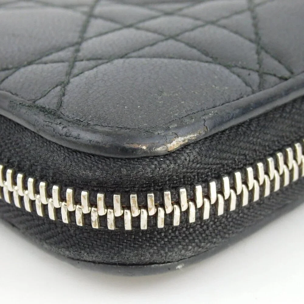 Authentic Christian Dior 25MA 1123 Lady Dior Cannage Stitch Zip Around purse